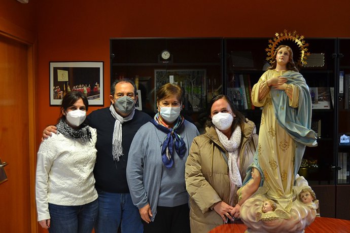 La Universidad Católica de Ávila (UCAV) ha recibido la imagen de la Virgen Inmaculada donada en cumplimiento de la voluntad una devota.