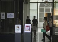 La Universidad de Sevilla cierra las salas reservadas para comer para "evitar la interacción social sin mascarilla"