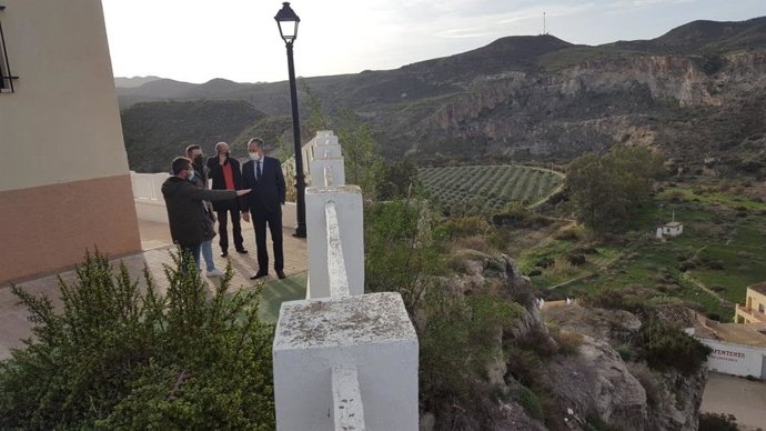 Vicente García Egea en su visita al municipio de Sorbas (Almería)