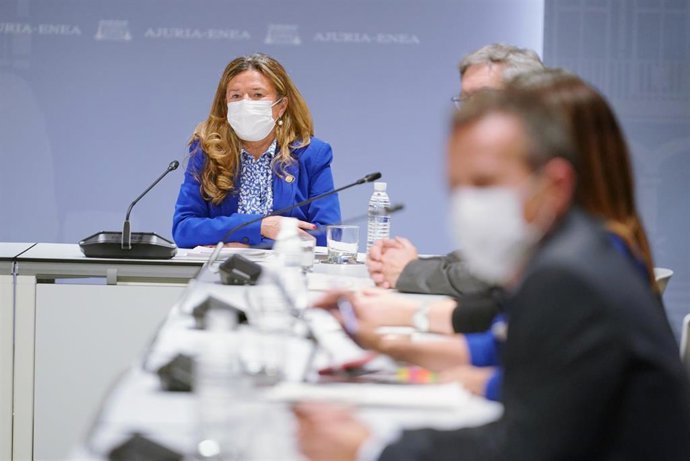 La consejera de Salud del País Vasco, Gotzone Sagardui, durante una reunión del Consejo Asesor del del Plan de Protección Civil de Euskadi - LABI, en la sede de Lehendakaritza