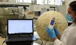 Proceso de restauración del globo terráqueo y celeste en la US