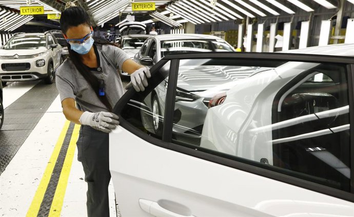 Archivo - La planta de Stelantis en Figueruelas ha llegado a un acuerdo para un nuevo ERTE en 2022.