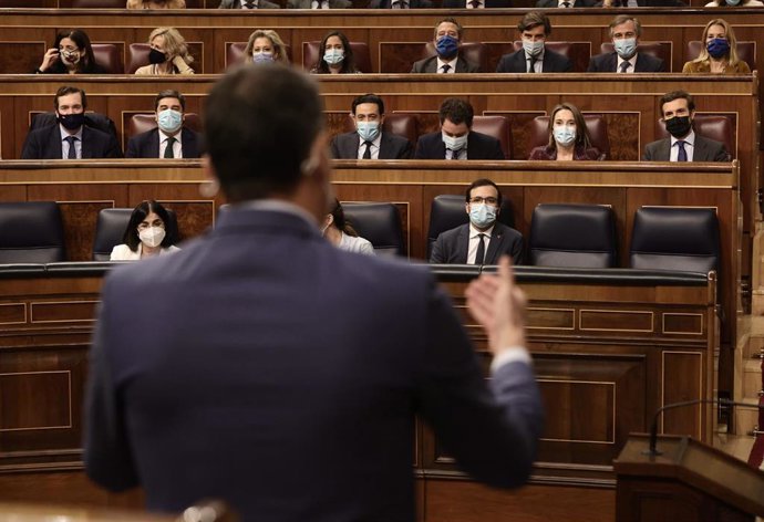 El presidente del Gobierno, Pedro Sánchez, interviene en una sesión plenaria celebrada en el Congreso de los Diputados.