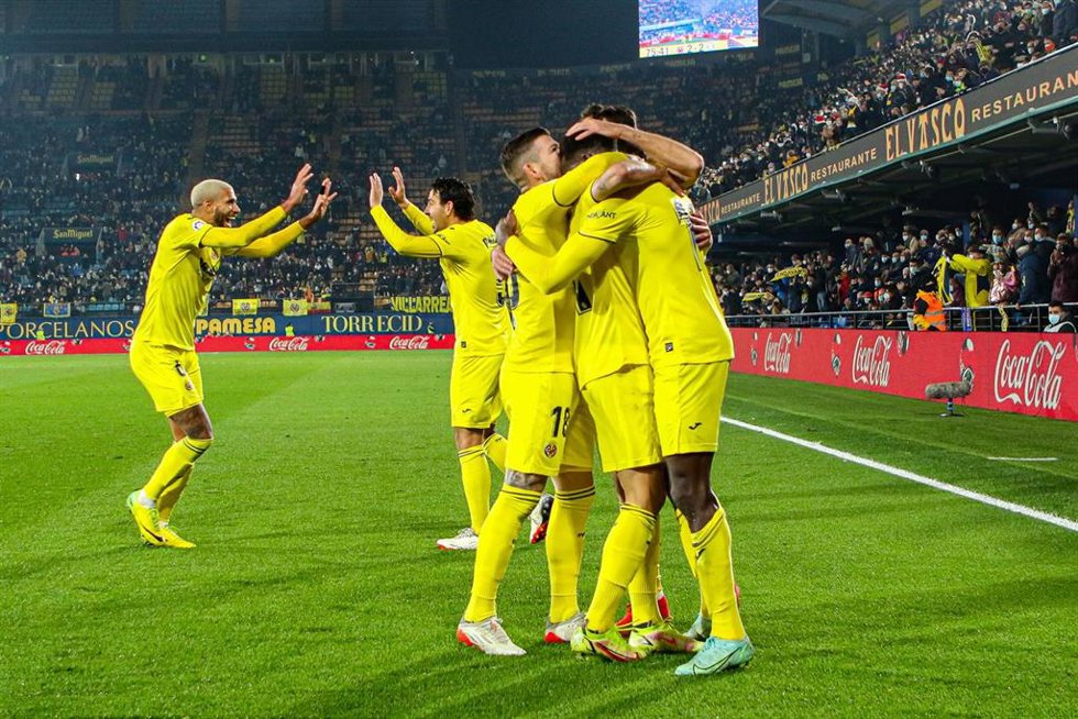 Boulaye Dia celebra su primer gol de la noche con el Villarreal ante el Alavés