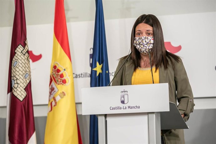 Archivo - La consejera de Bienestar Social, Bárbara García,