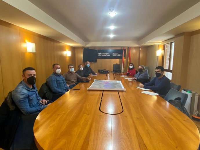 Agricultura se reúne con la Comunidad de Regantes del Cidacos para manifestar su apoyo al proyecto de nuevo regadío