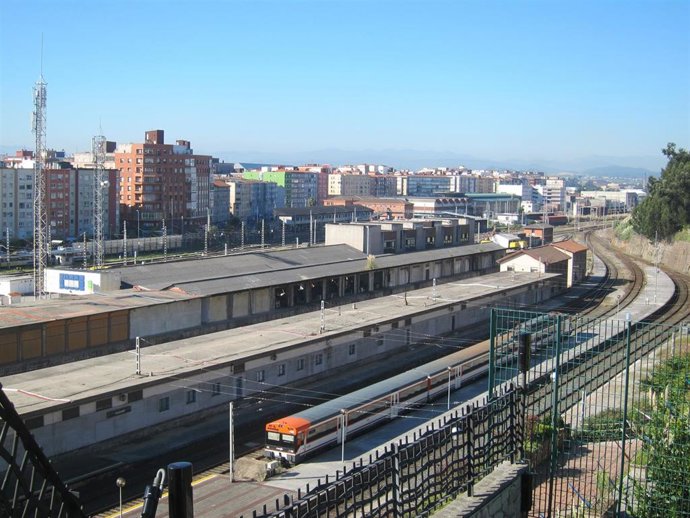 Archivo - Trenes, Renfe, Estación De Santander