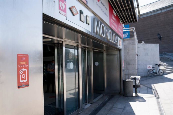 Archivo - Arxiu - Entrada del bescanviador de Moncloa.