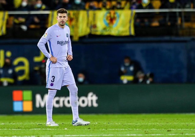 Gerard Pique of FC Barcelona looks on during the Santander League match between Villareal CF and FC Barcelona at the Ceramica Stadium on November 27, 2021, in Valencia, Spain.