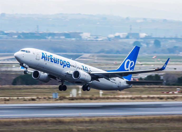 Archivo - Avión de Air Europa.