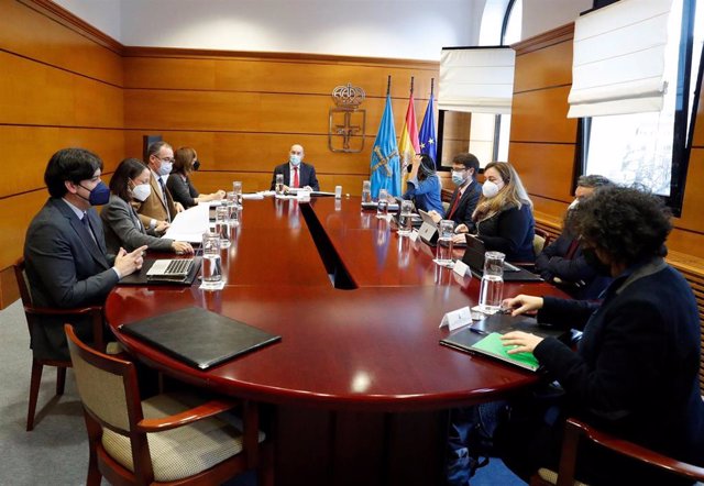 Reunión del Consejo de Gobierno presidida por Juan Cofiño, vicepresidente del Principado y presidente en funciones