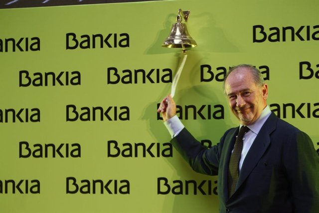 Archivo - Salida a Bolsa de Bankia en julio de 2011.