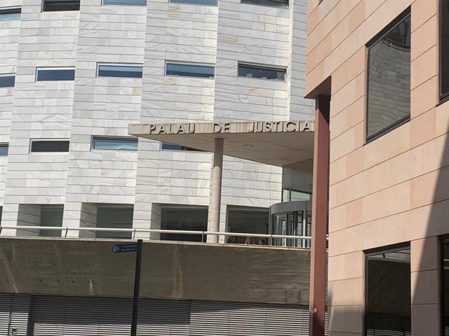 Archivo - Arxiu - Façana dels jutjats de Lleida