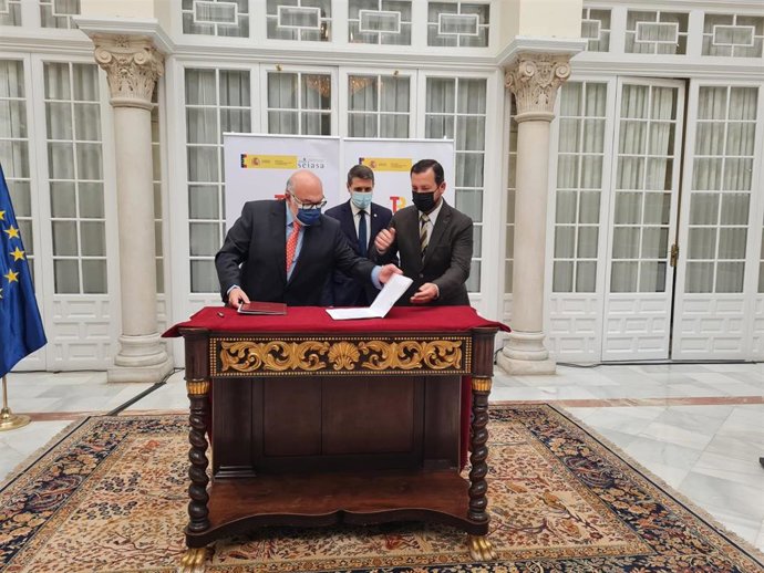 El Ministerio firma cuatro convenios por casi 16 millones para modernizar regadíos de Córdoba, Sevilla y Huelva