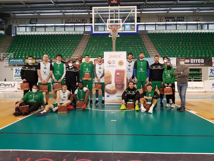 DOP Torta del Casar y Cáceres Baloncesto