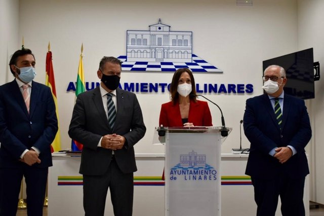 Comparecencia en el Ayuntamiento de Linares