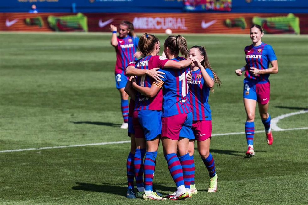 Archivo - Alexia Putellas celebra un gol con el Bara