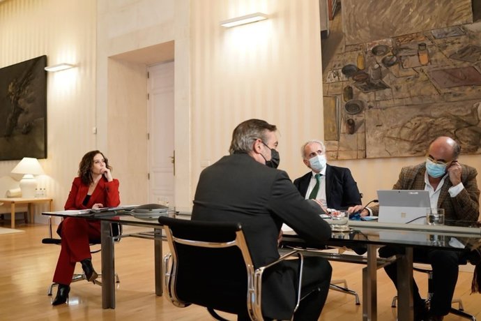 La presidenta de la Comunidad, Isabel Díaz Ayuso, asiste a la Conferencia de Presidentes.