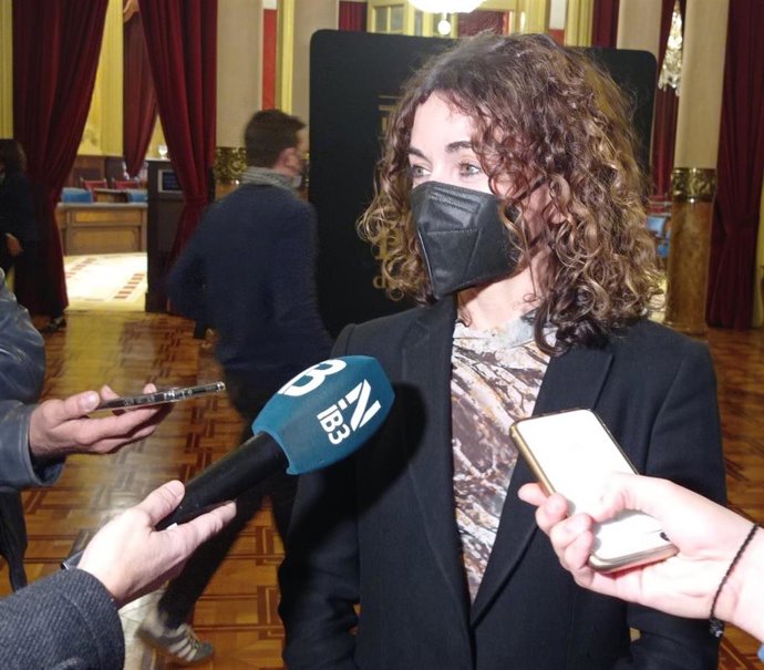 La consellera de Hacienda y Relaciones Exteriores, Rosario Sánchez.