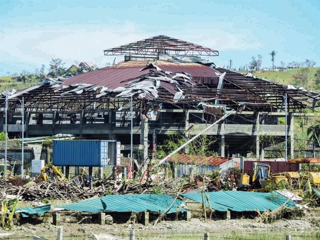 Daños por el tifón 'Rai' en la provincia filipina de Surigao del Norte