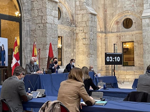 Último Pleno Del Año Del Ayuntamiento De Burgos,