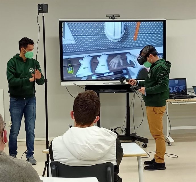Formación virtual ofrecida por Iberdrola en el IES Trinidad Arroyo de Palencia.