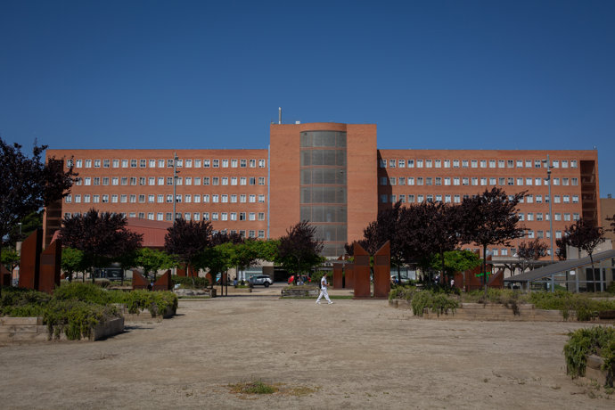 Fachada del Hospital Universitario Arnau de Vilanova de Lleida, capital de la comarca del Segri, en Lleida, Cataluña (España), a 6 de julio de 2020