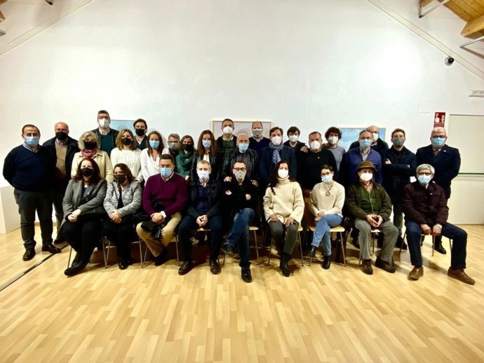 El Museo de Alcalá de Guadaíra ha acogido un acto simbólico de agradecimiento a aquellas personas que cual cicerone han hecho posible dos décadas de redescubrimiento del patrimonio local a través de visitas guiadas.