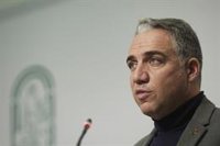 Bendodo valora que Vox se sumara a PP-A y Cs, las "fuerzas del cambio", para aprobar el decreto de simplificación