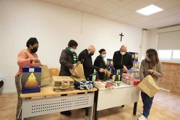 Donación de alimentos realizada por la UCAM