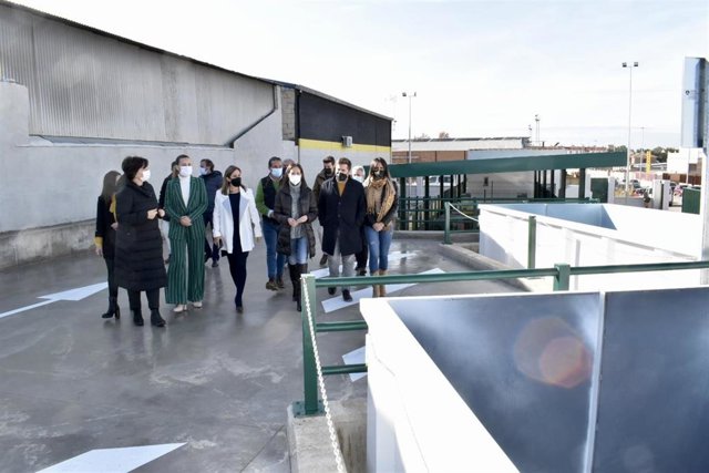 Visita al nuevo punto limpio