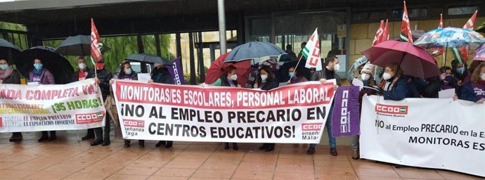 Concentración de CCOO-A ante la sede de la Consejería de Educación en Sevilla.