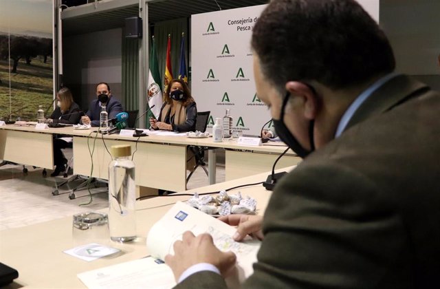 Convenio para mejorar la depuración de 12 municipios andaluces.