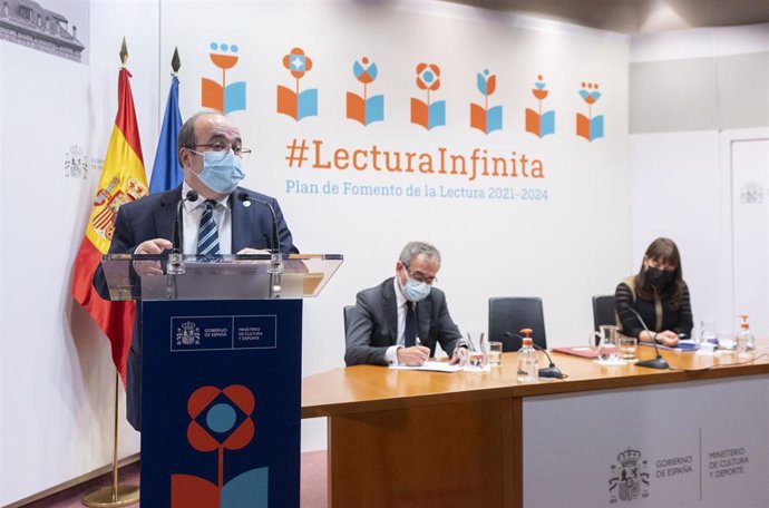 El ministro de Cultura y Deporte, Miquel Iceta, interviene en la presentación del Plan de Fomento de la Lectura 2021-2024