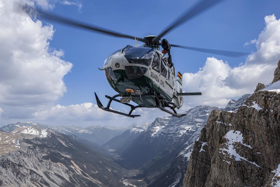 Airbus H135.