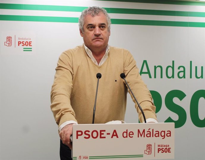El parlamentario andaluz del PSOE y vocal socialista de la Comisión de Empleo, Formación y Trabajo Autónomo del Parlamento andaluz, Javier Carnero.