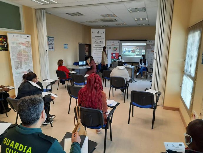 Finaliza la cuarta ronda de mesas sectoriales del Plan de Intervención en Zonas Desfavorecidas de Roquetas de Mar (Almería)