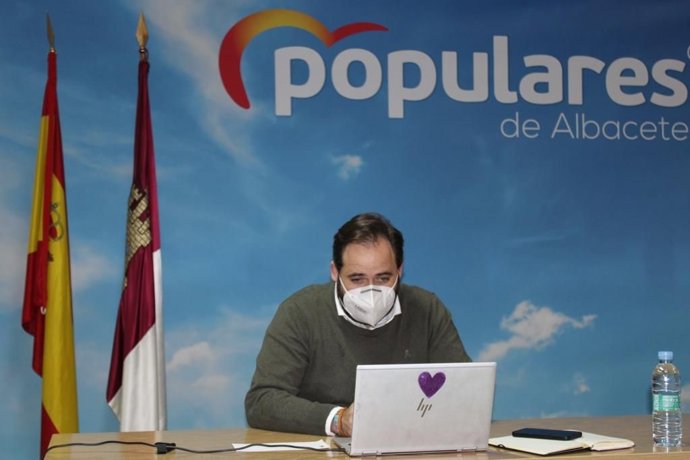 El presidente regional del PP, Paco Núñez, preside la Comisión de Sanidad del PP.