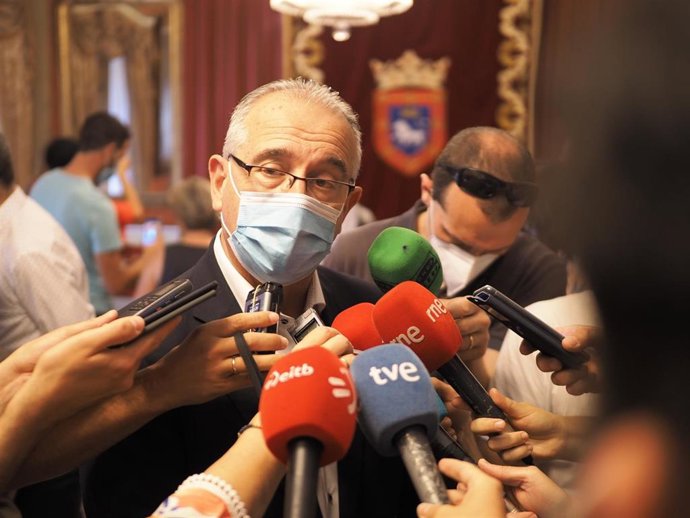 Archivo - Enrique Maya, alcalde de Pamplona