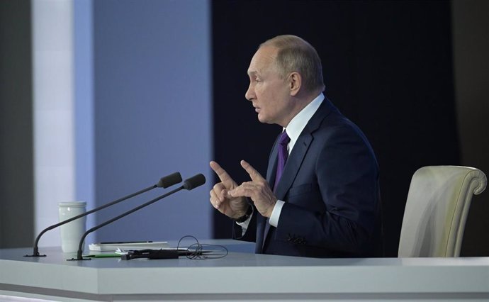 HANDOUT - 23 December 2021, Russia, Moscow: Russian President Vladimir Putin holds his annual End-of-year press conference in Moscow. Photo: -/Kremlin/dpa - ATTENTION: editorial use only and only if the credit mentioned above is referenced in full