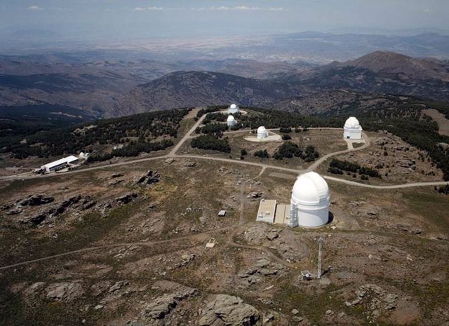 Archivo - El centro astronómico de Calar Alto, en Gérgal (Almería)