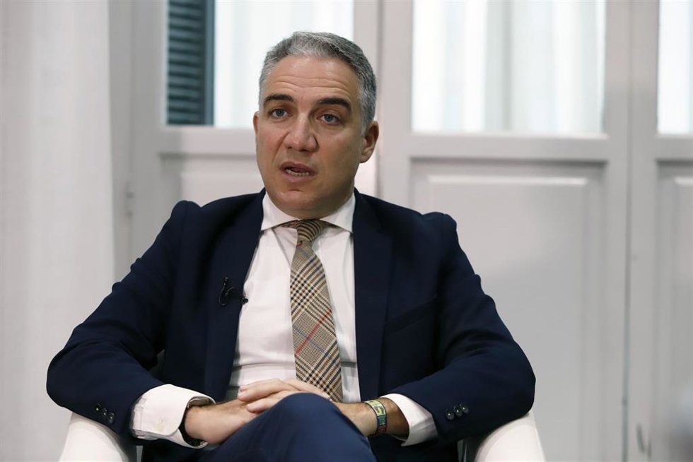 El consejero de Presidencia, Administraciones Públicas e Interior de la Junta de Andalucía y portavoz de la Junta de Andalucía, Elías Bendodo en un momento de la entrevista con Europa Press.