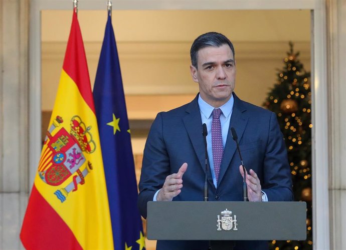 El presidente del Gobierno, Pedro Sánchez, durante una declaración institucional, en el Palacio de la Moncloa, a 17 de diciembre de 2021, en Madrid