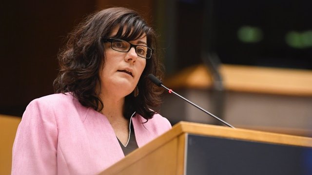 Archivo - La eurodiputada del PSOE Isabel García.