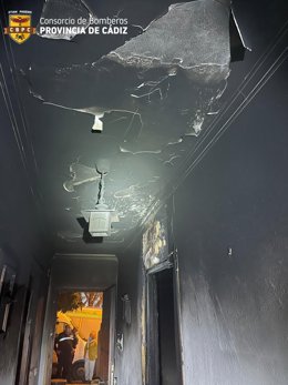 Un herido tras el incendio de su vivienda en Benalup Casas Viejas