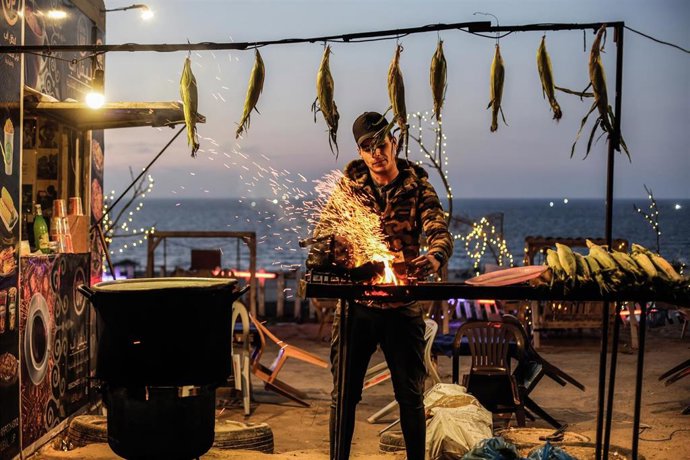 Archivo - Vendedor palestino en las calles de Gaza 