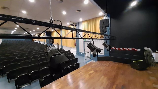 El Teatro Municipal de Binéfar también se utiliza como sala de cine