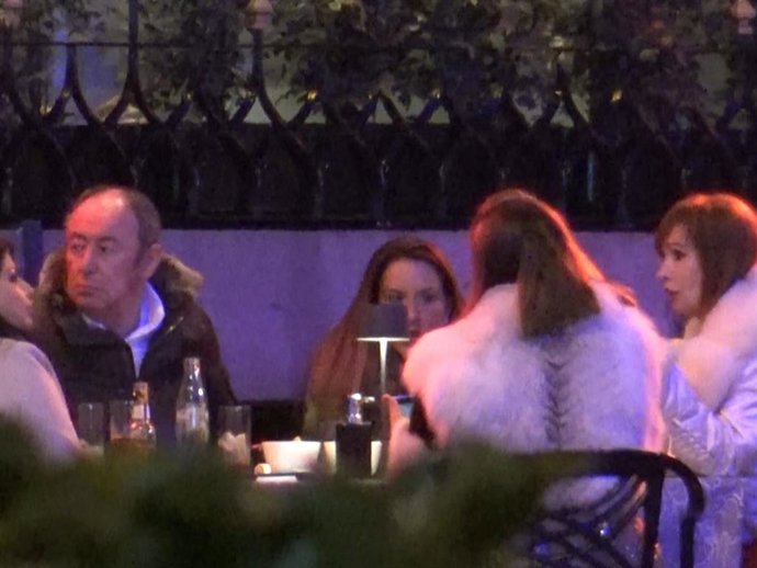 LUIS MIGUEL RODRÍGUEZ Y LA MEJOR COMPAÑÍA PARA ESTAS NAVIDADES