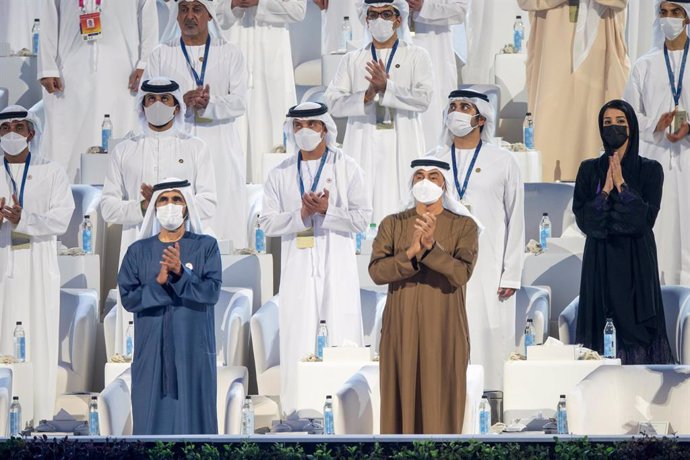 Archivo - Arxiu - 30 September 2021,Vice President and Prevalgui Minister of the United Arab Emirates, and ruler of the Emirate of Dubai Mohammed bin Rashid Al Maktoum (L) and Crown Prince of the Emirate of Abu Dhabi. Photo: -/Saudi Press Agency/dpa