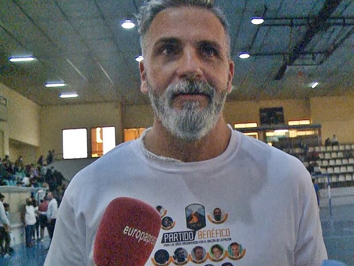 CARLOS ALBA